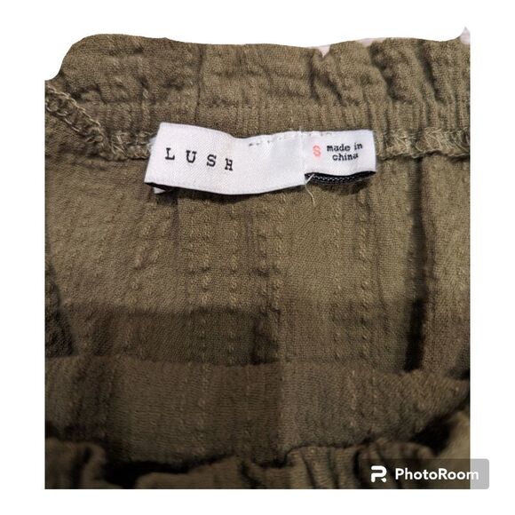 Lush Tie Front Textured Romper in Olive Green Size S - Picture 6 of 7